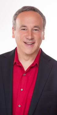 Headshot photo of Cleveland comedian Scott Wyler